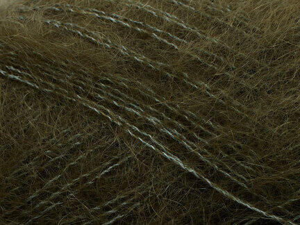 close up af garnoegle tilia fra filcolana i farve 105 slate green