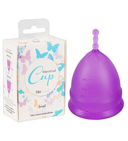 Fleksibel menstruationskop i silikone med retrænerstilk og opbevaringspose – small