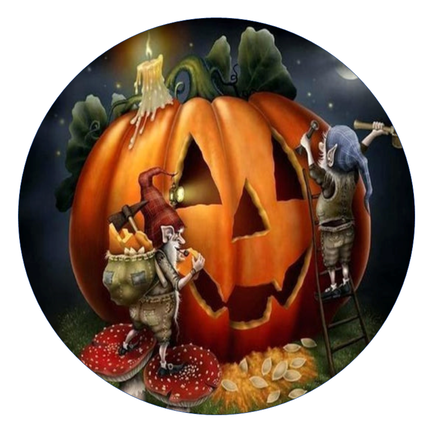 Rundt Halloween sukkerprint med kæmpe udskåret græskar, to små gobliner, værktøj, lys og svampe