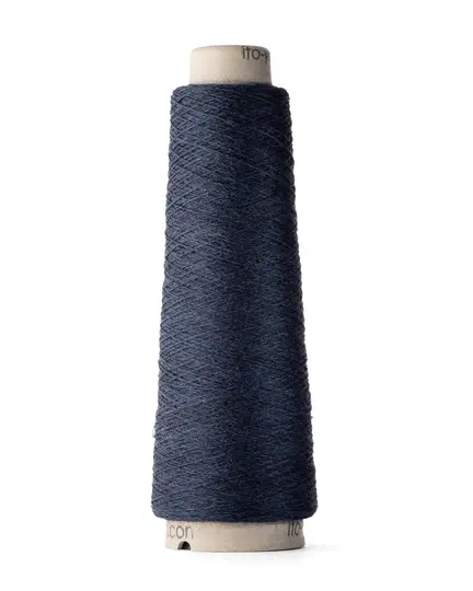 garnet shio fra ito garn i farven navy