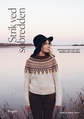 forside paa strikkebogen strik ved soebredden af ronja hakalehto forstiller dame ved soe med sweater