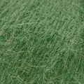 Close up af garnnoegle i angora fra mondial i farven grøn 727