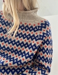 Inge-sweater-closeup-model-le-knit-lene-holme-samsoee-strikkeopskrift-isager-jensen