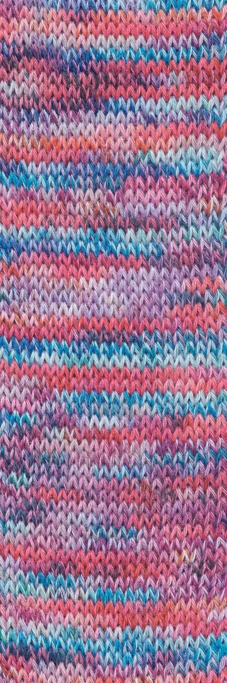 Close up af Lang Yarns Wool Addicts Footprints strømpegarn nr. 18 – sokkegarn med striber i rosa, lilla, blå og koral