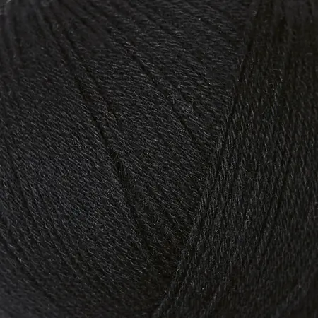 close up af garnnoegle merino fra knitting for olive i farven lakrids