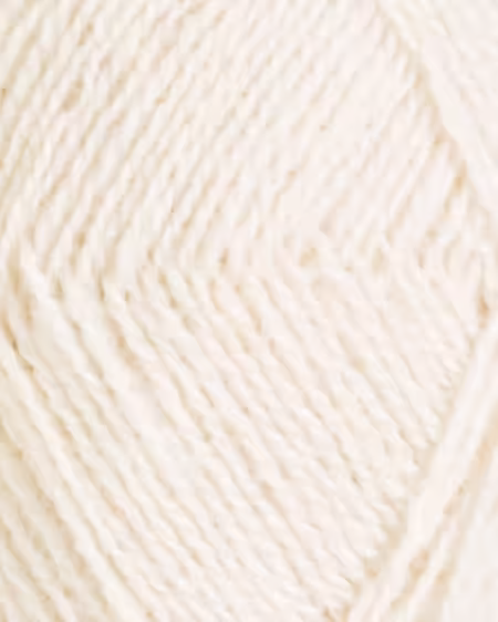 close up af garnet finull fra Rauma i farven natur 401