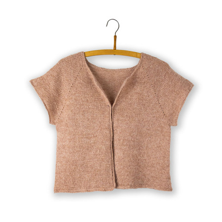 strikket bluebell cardi fra isager i silk mohair fv 62 og highland farve desert