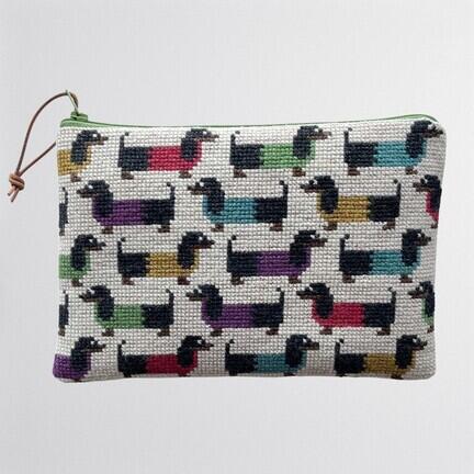 baldyres broderet clutch med gravhunde den hedder 'roede hunde'
