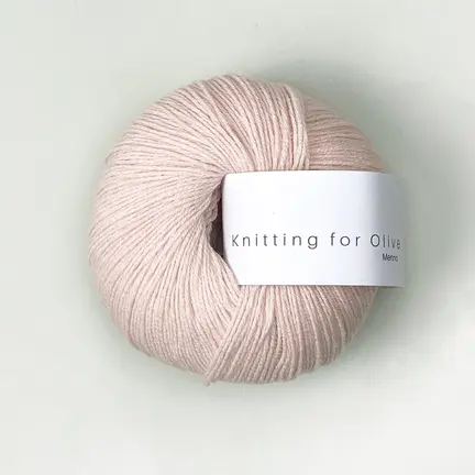 garnnoegle merino fra knitting for olive i farven ballerina