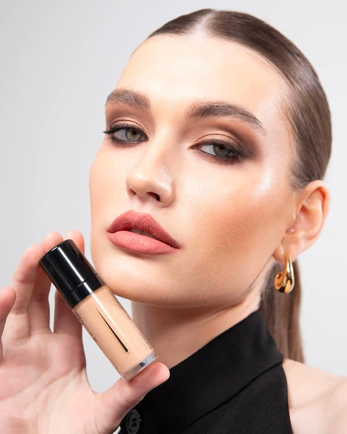 Radiant makeup til ansigtet